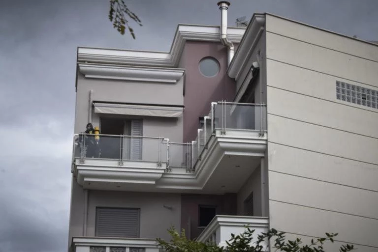 Άργος: Νέα τροπή στην οικογενειακή τραγωδία – «Δεν είχε ψυχολογικά προβλήματα» ο αδελφοκτόνος